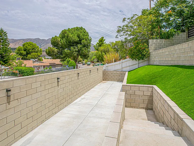 11029 Eldora Ave — Photo 78