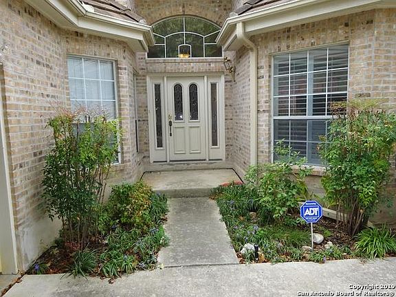 2nd image of 68 Campden Cir