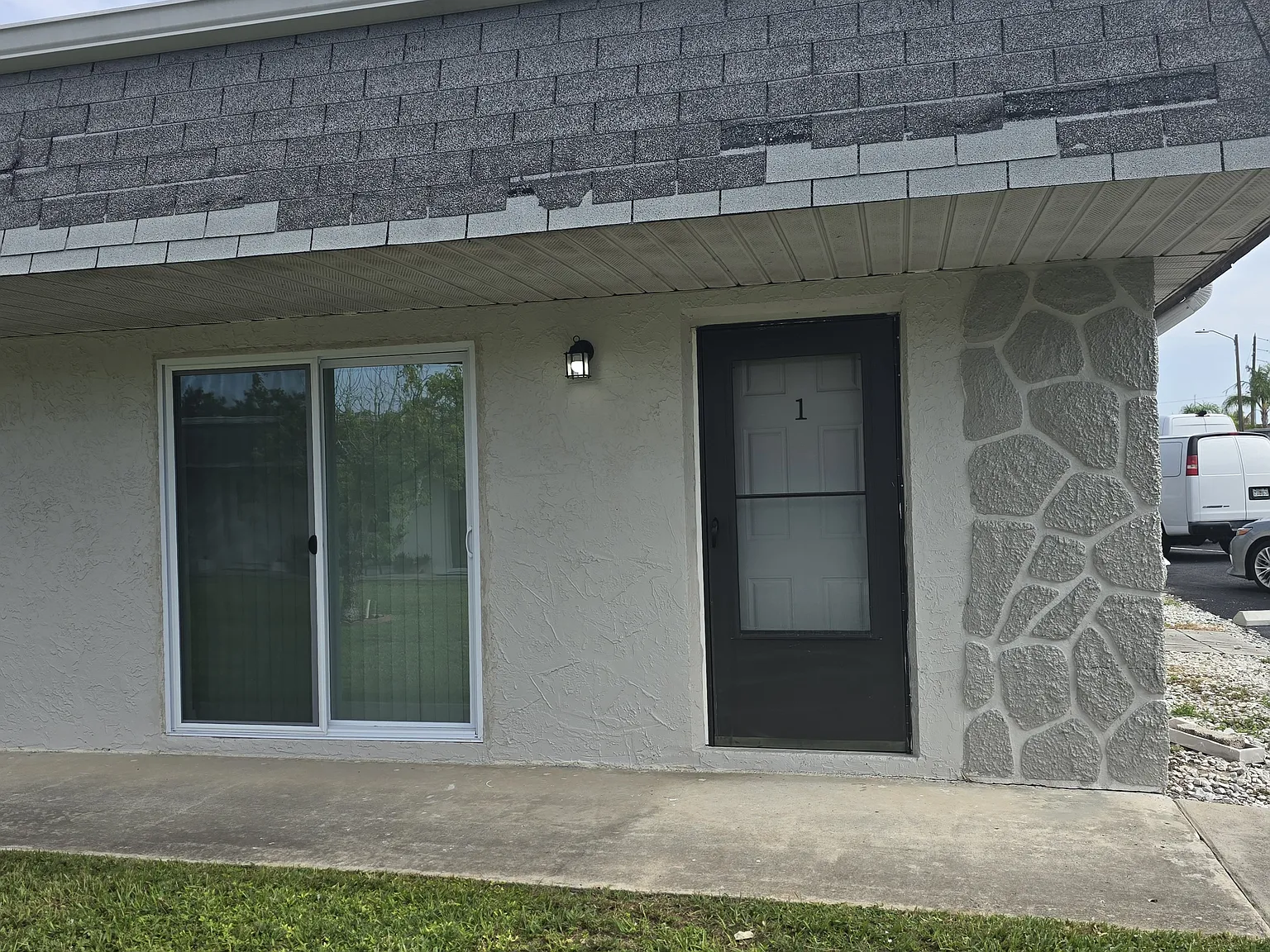 1 bed, 630 sqft, $975 — Photo 1