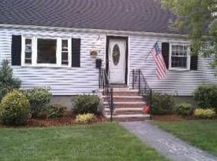 29 Bayview Ter, Danvers, MA 01923