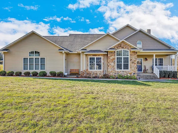 91 Cahas Summit Rd, Boones Mill, VA 24065