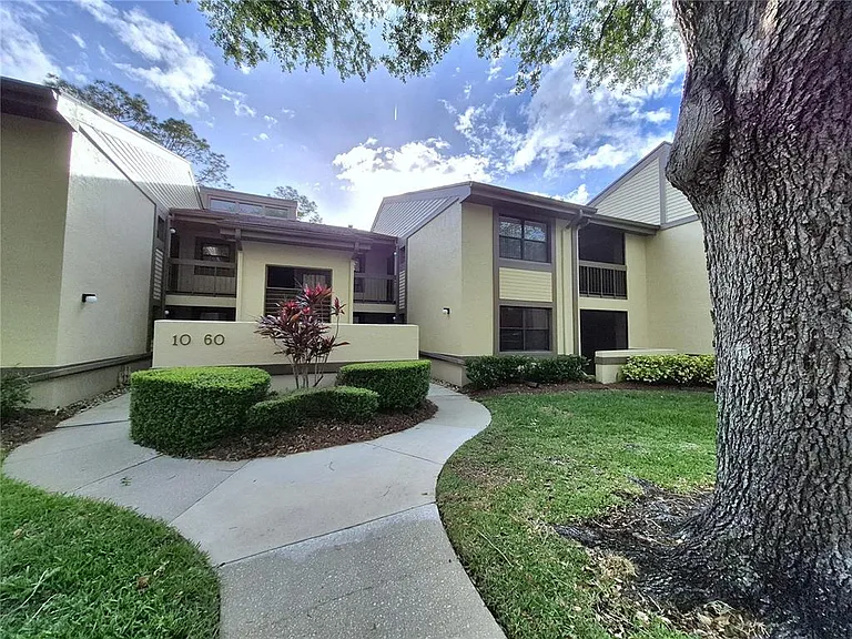 50 Woodlake Pl #50 — Photo 3