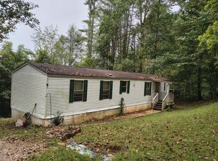 42 Soper Rd, Franklin, NC 28734