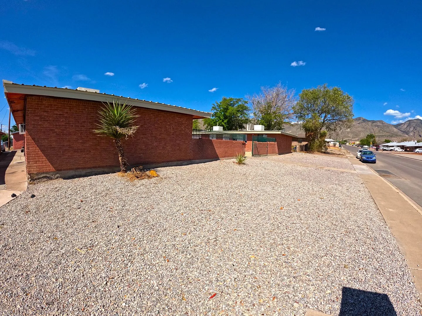 Aspen 1401-1407 — Photo 2