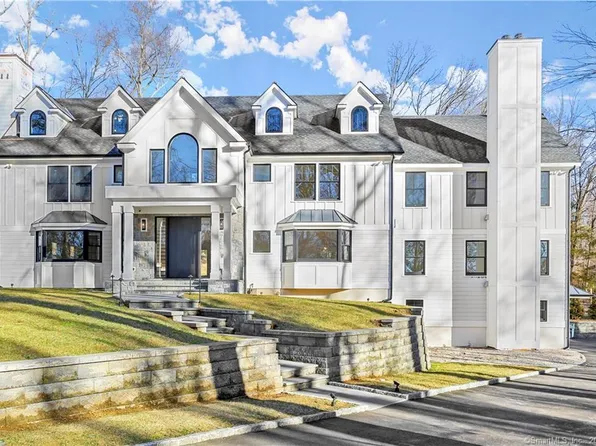 80 Bartlett Lane, Stamford, CT 06903