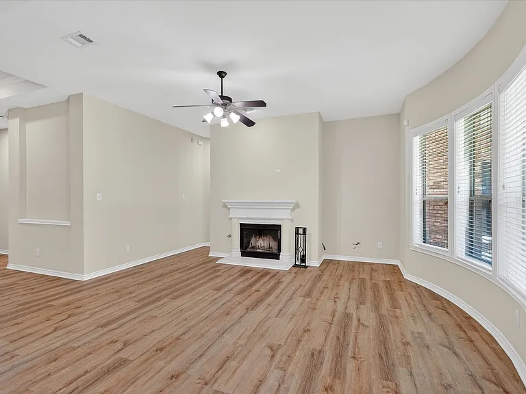 11823 Eden Ln — Photo 5