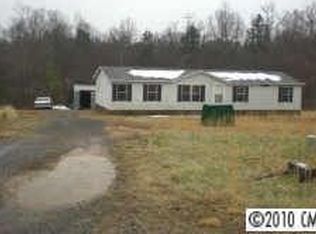 243 Summertree Dr, Troutman, NC 28166