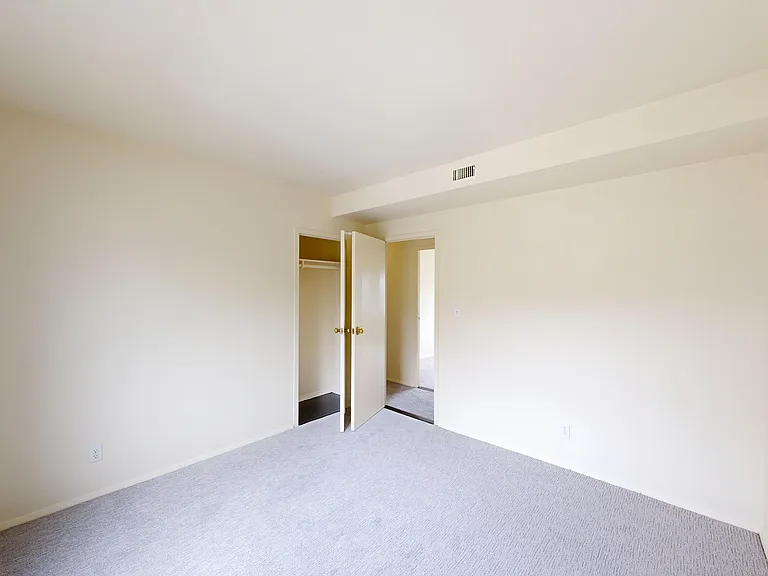 Parkmerced Apartments — Photo 95