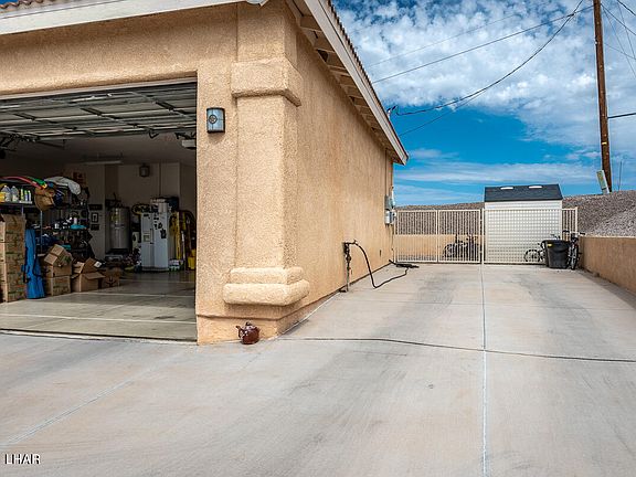 3rd image of 3583 Tarpon Dr