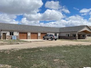 90 Bridger Crossing Rd, Douglas, WY 82633