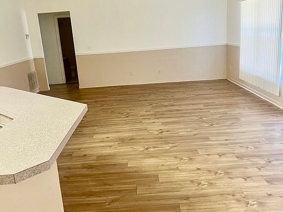 3rd image of 13501 Verde Ct