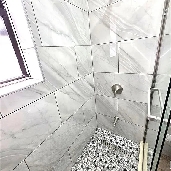 316 E 94th St #2R — Photo 7