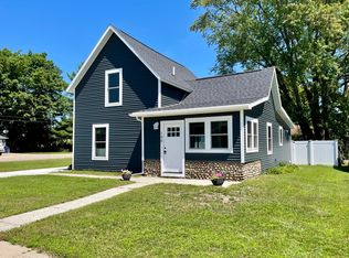 148 N Elm Ave, Gaylord, MI 49735