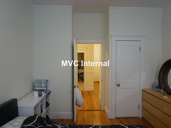 4th image of 1850 Commonwealth Ave APT 7C