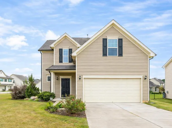 501 Golden Plum Ln, Zebulon, NC 27597