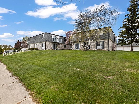 2nd image of 1700 Creek ROAD #204