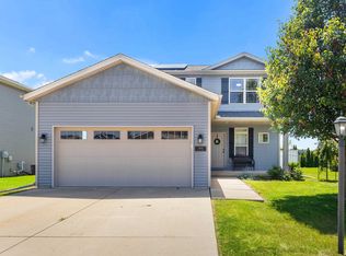 1604 Savile Ln, Washington, IL
