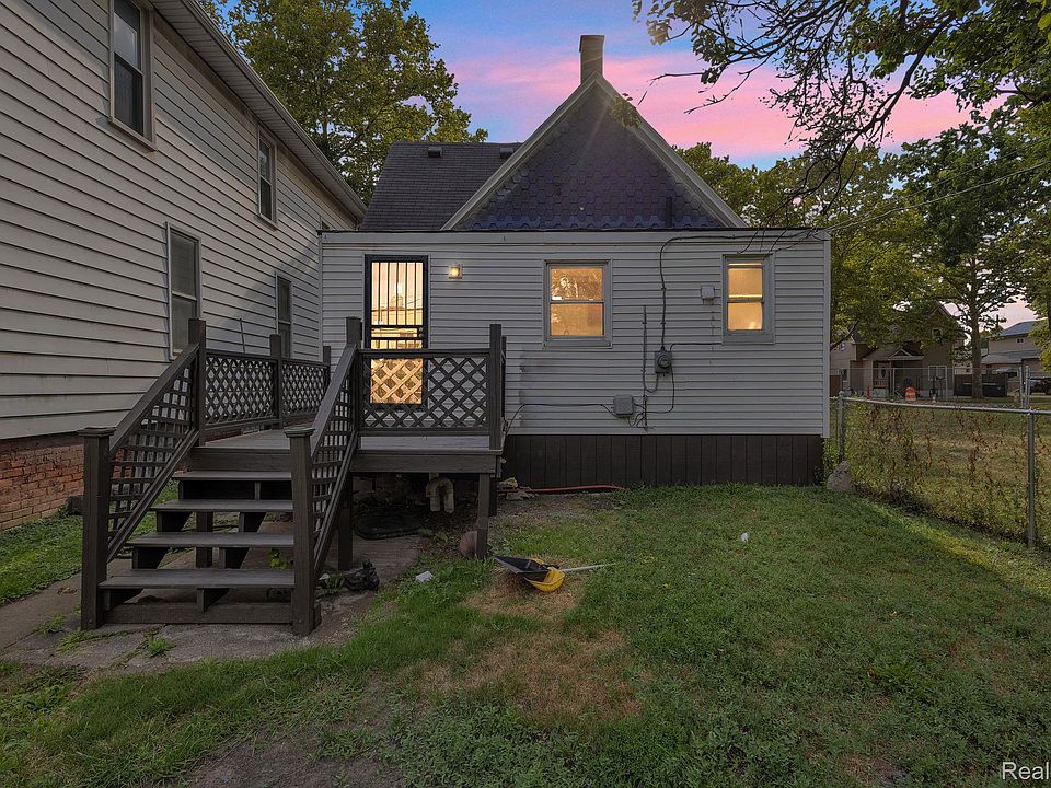 4450 Military St, photo 5