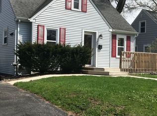 1323 Pine Grove Ave, Round Lake Beach, IL 60073