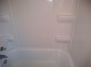 1712 Woodside Ct APT 5, Bay City, MI 48708