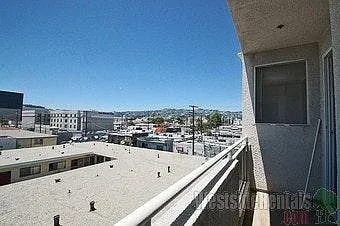 8349 Blackburn Ave #302 — Photo 7