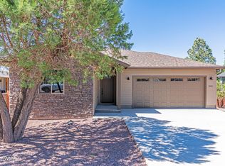 840 E Blue Jay Ln, Show Low, AZ 85901
