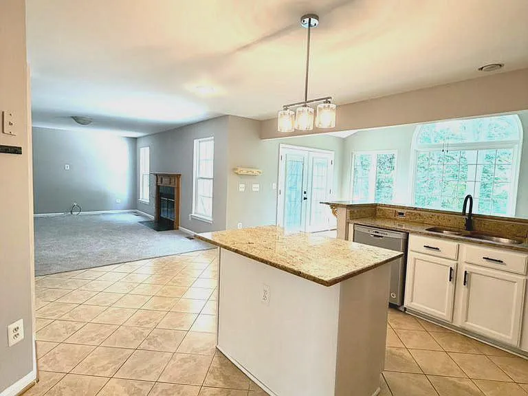43416 Sperrin Ct — Photo 7
