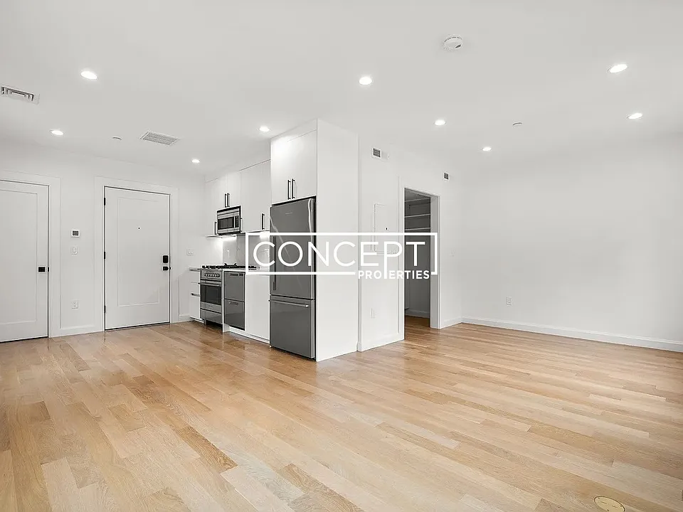 1618 Beacon St #3