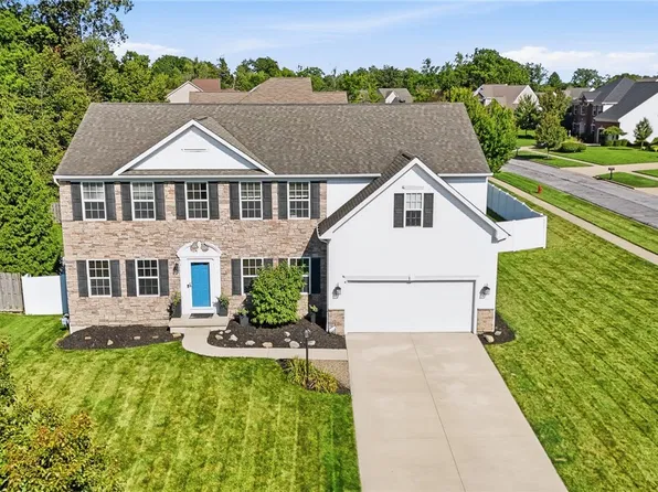 141 Waite Farms Ln, Brunswick, OH 44212