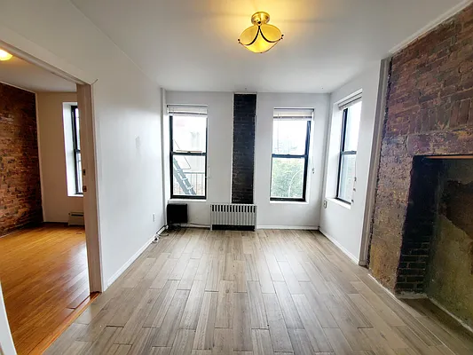 Rented by Ideal Properties Group | media 5