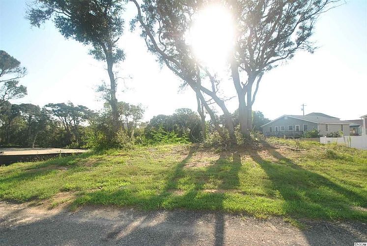 2nd image of 210 Starcrest Cir