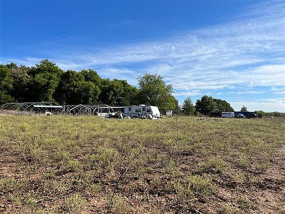 3rd image of 1495 County Road 4945