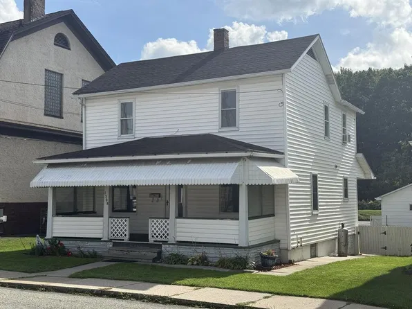 1308 Jackson Ave, Windber, PA 15963