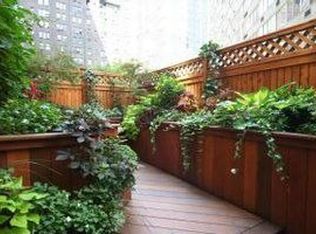 411 E 53rd St APT 1B, New York, NY 10022