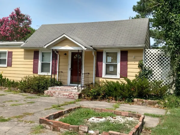 5331 New Point Comfort Hwy, Susan, VA 23163