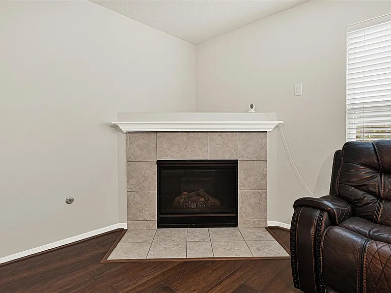 3219 Zephyr Glen Way — Photo 11