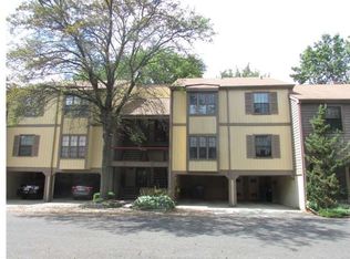 105 Kings Croft, Cherry Hill, NJ 08034