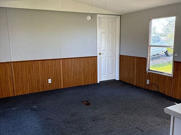 4th image of 1423 Hickory Valley Rd
