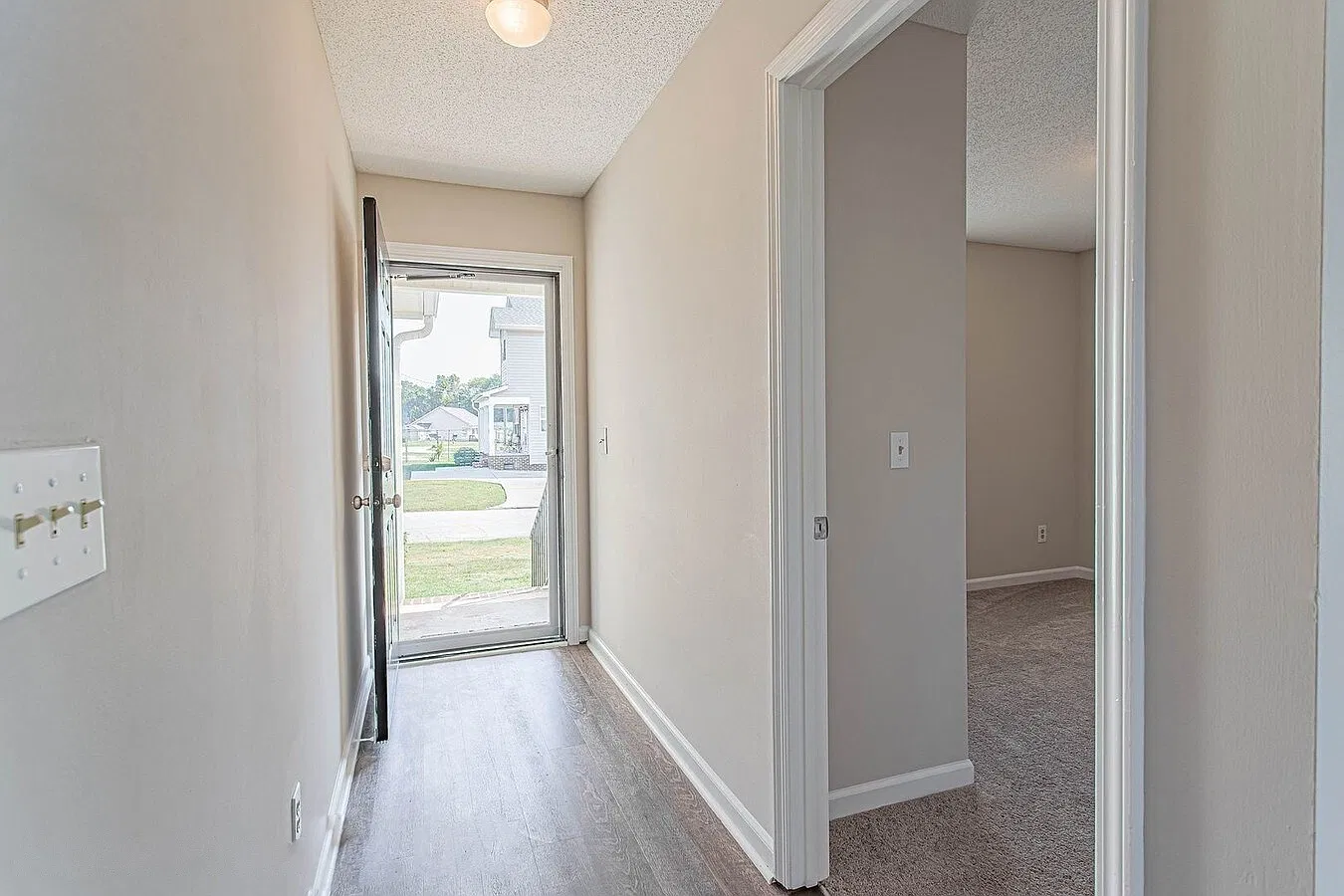 4 bed, 1359 sqft, $1,785 — Photo 2