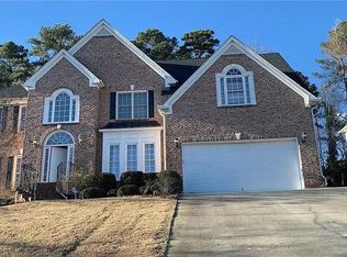 4501 Weston Dr, Lilburn, GA 30047