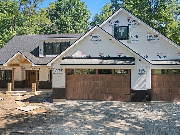 2nd image of 8121 Rothman Rd