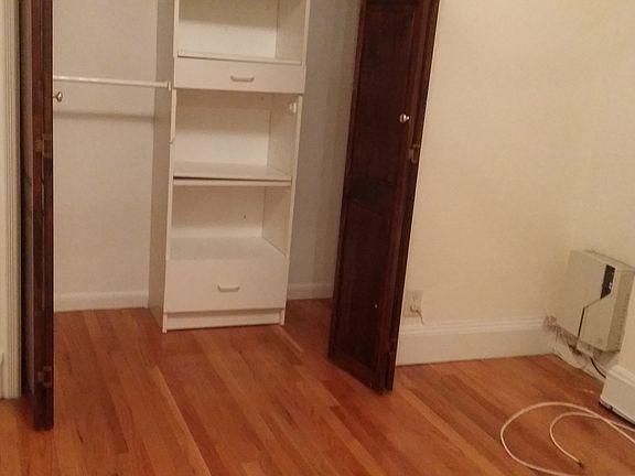 5th image of 1444 30th Dr APT 2