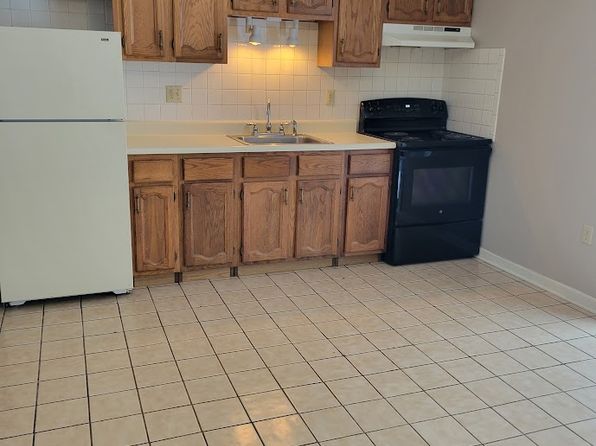 (undisclosed Address), Chittenango, NY 13037