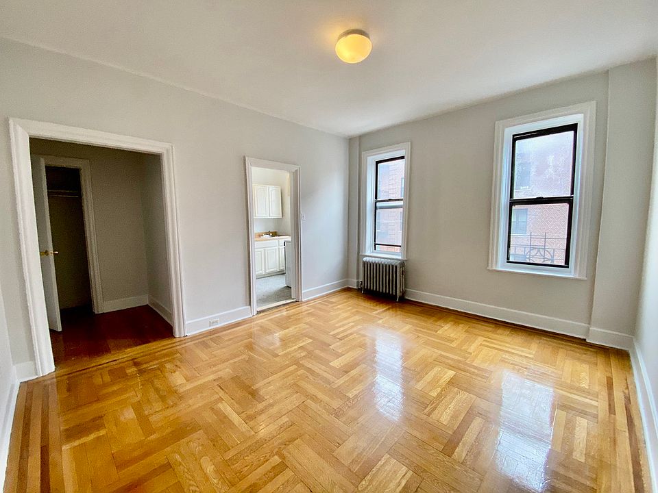 1st image of 290 Lincoln Pl #D