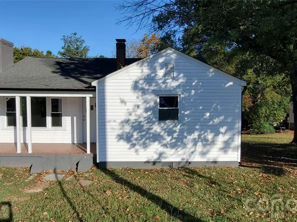 1115 Mount Olivet Rd, Kannapolis, NC 28083