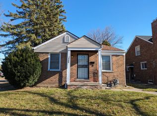 18590 Ashton Ave, Detroit, MI 48219