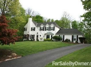 2670 Royalwoods Ct, Cincinnati, OH 45244