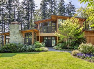 10705 NE Halls Hill Rd, Bainbridge Island, WA 98110