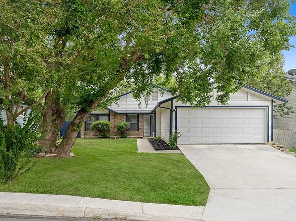 371 Ash Village Dr, San Antonio, TX 78245