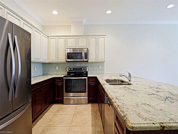 2nd image of 7139 Greenwood Park Cir #105